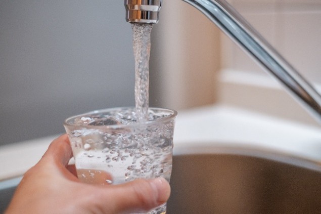 水道水をそのまま飲んでもいい？危険性や安全に飲む方法とメリット、デメリットを踏まえてご紹介！