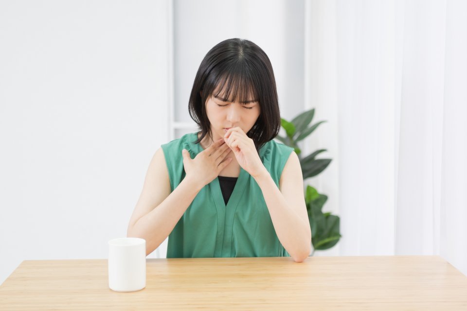 喉に良い飲み物は？喉が痛む原因やおすすめの飲み物について解説